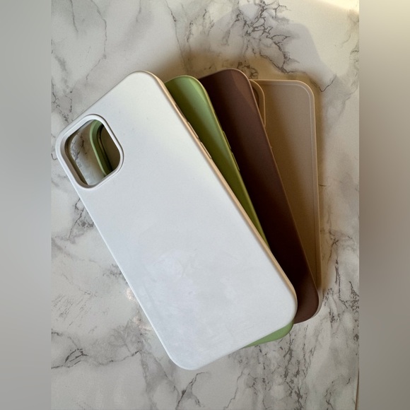 iPhone 12 Pro Max phone case bundle of 4 - Picture 2 of 4